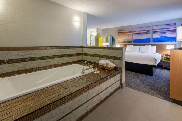 Days Inn by Wyndham Racine/Sturtevant image 23